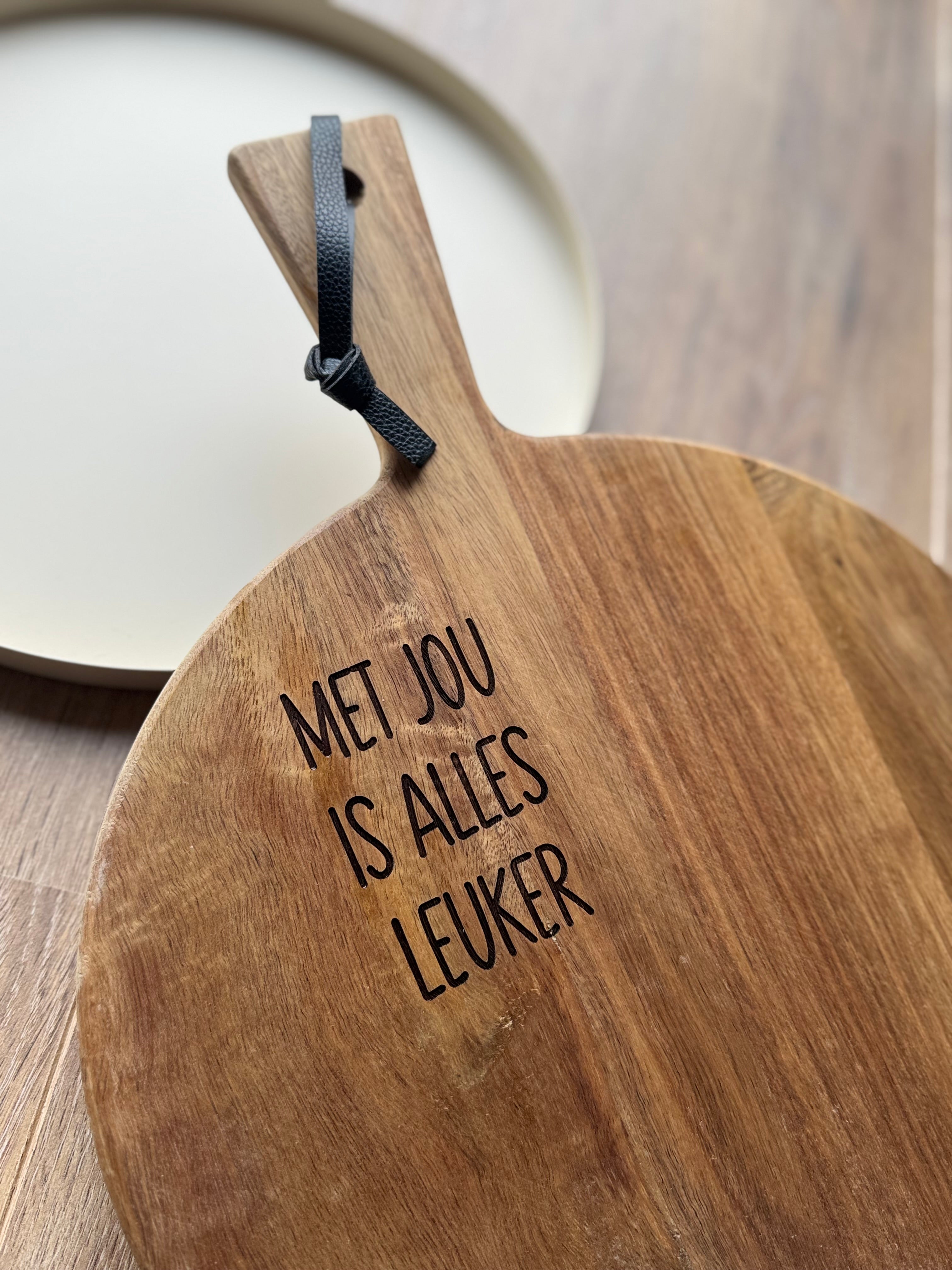 Borrelplank ‘met jou is alles leuker’