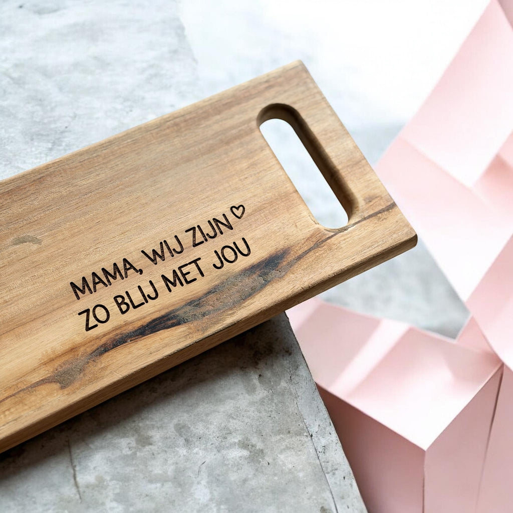Borrelplank ‘mama, wij zijn zo blij met jou’