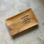 Present with Love, Plateau ‘vriendschap met een gouden randje’